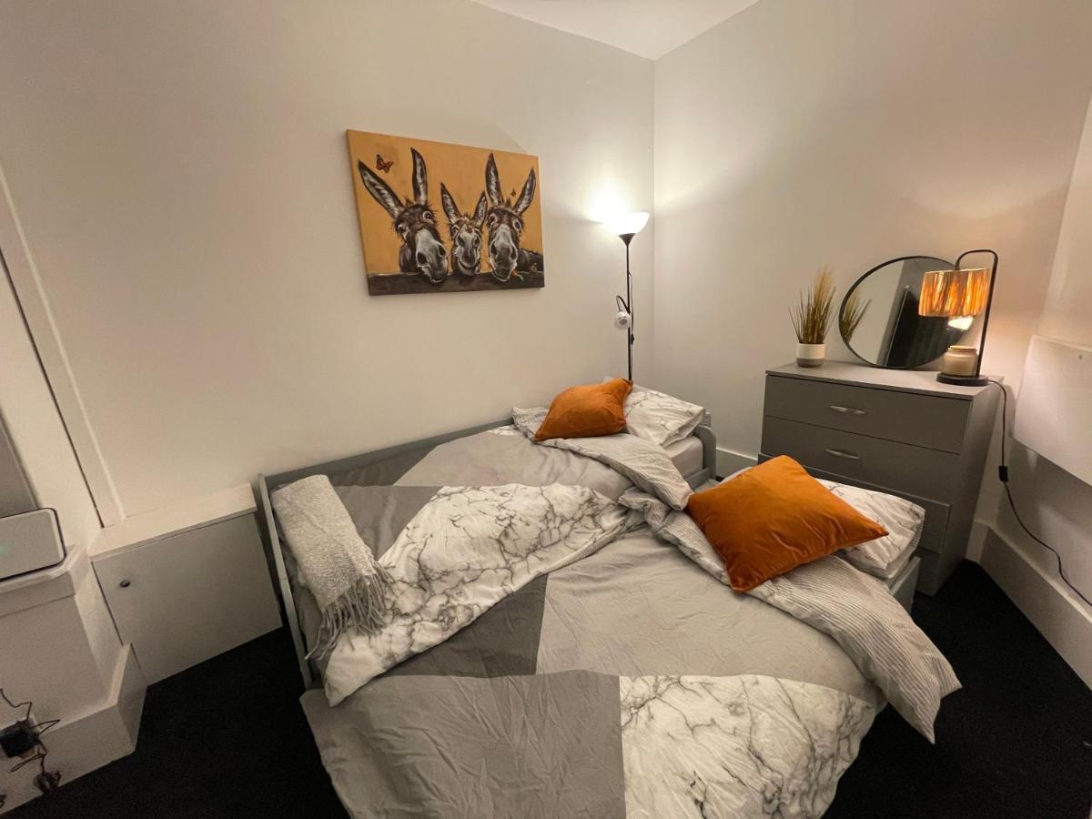 Urban 3 Bedroom In Kings Heath-great Location
