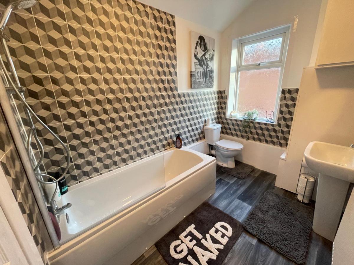 Urban 3 Bedroom In Kings Heath-great Location Holiday home *
